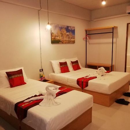 Little Lanna Guesthouse Chiang Mai Buitenkant foto