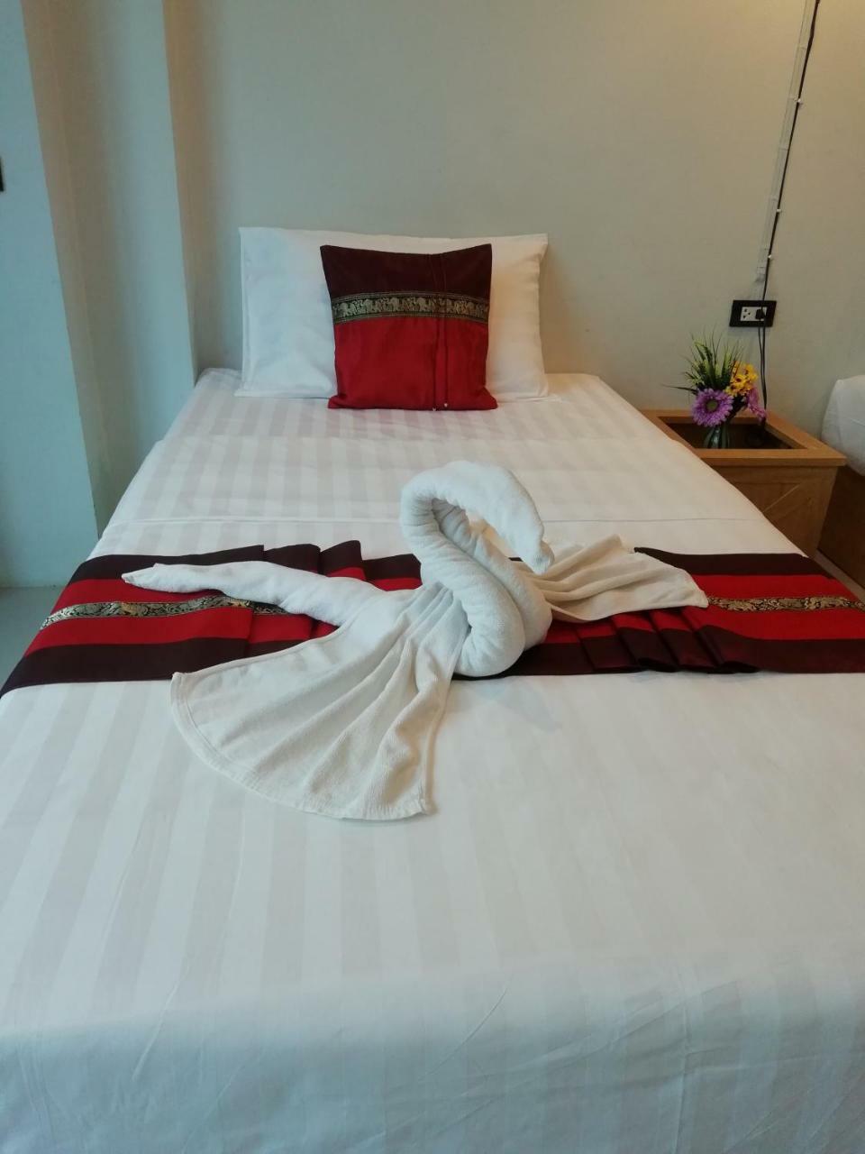 Little Lanna Guesthouse Chiang Mai Buitenkant foto