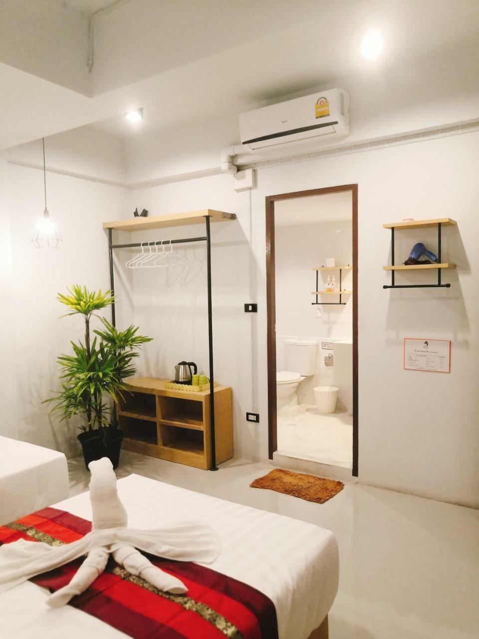 Little Lanna Guesthouse Chiang Mai Buitenkant foto