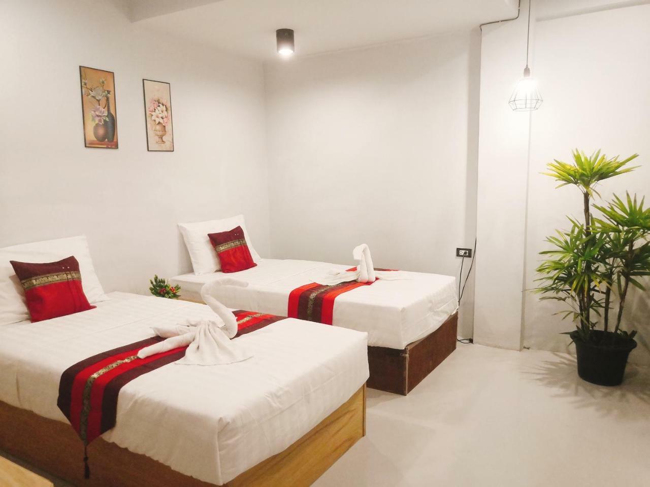 Little Lanna Guesthouse Chiang Mai Buitenkant foto