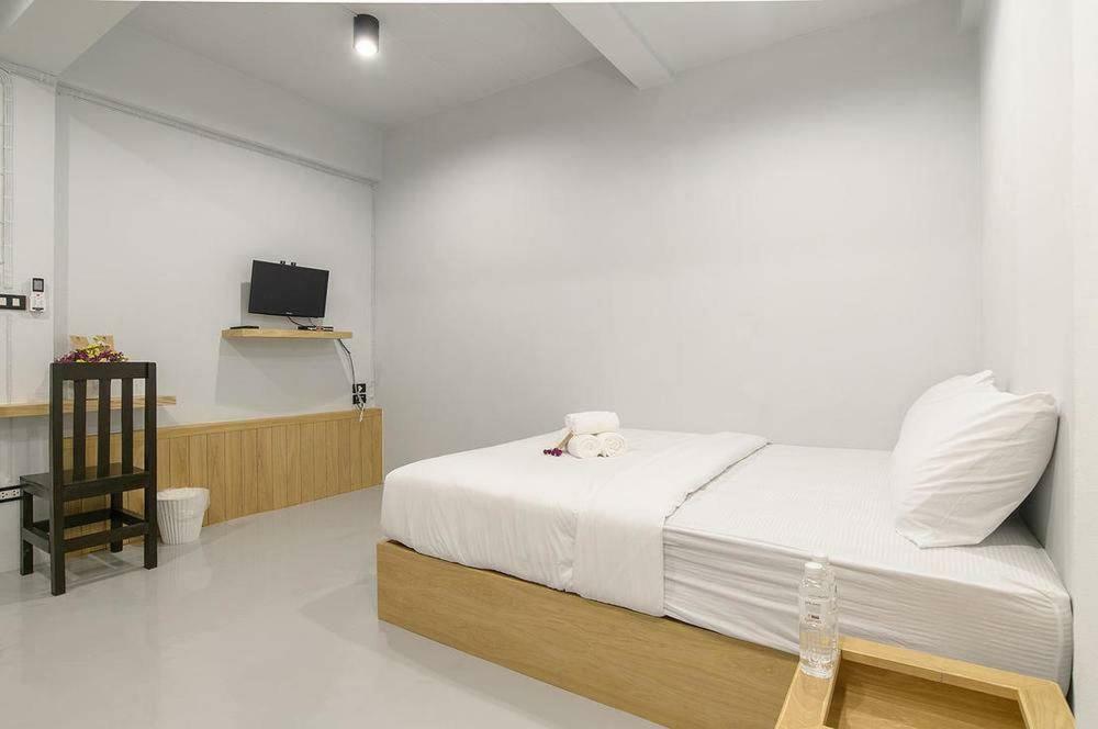 Little Lanna Guesthouse Chiang Mai Buitenkant foto